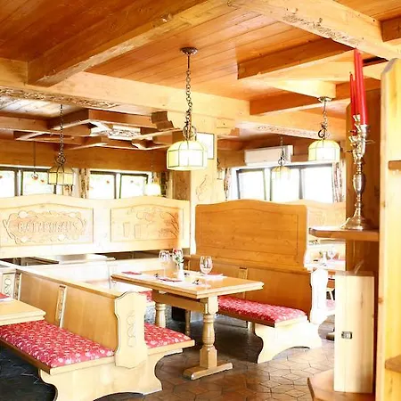 Hotel Batzenhaus 2*